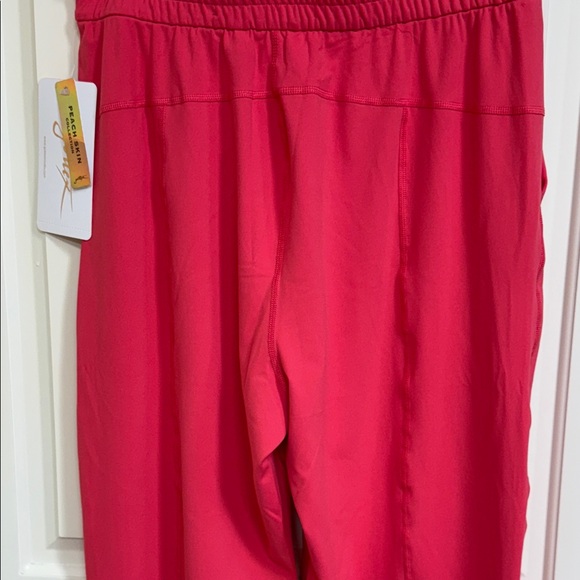 Gottex comfortable Strawberry Pink Sweatpants by Peach Collection - Picture 11 of 12